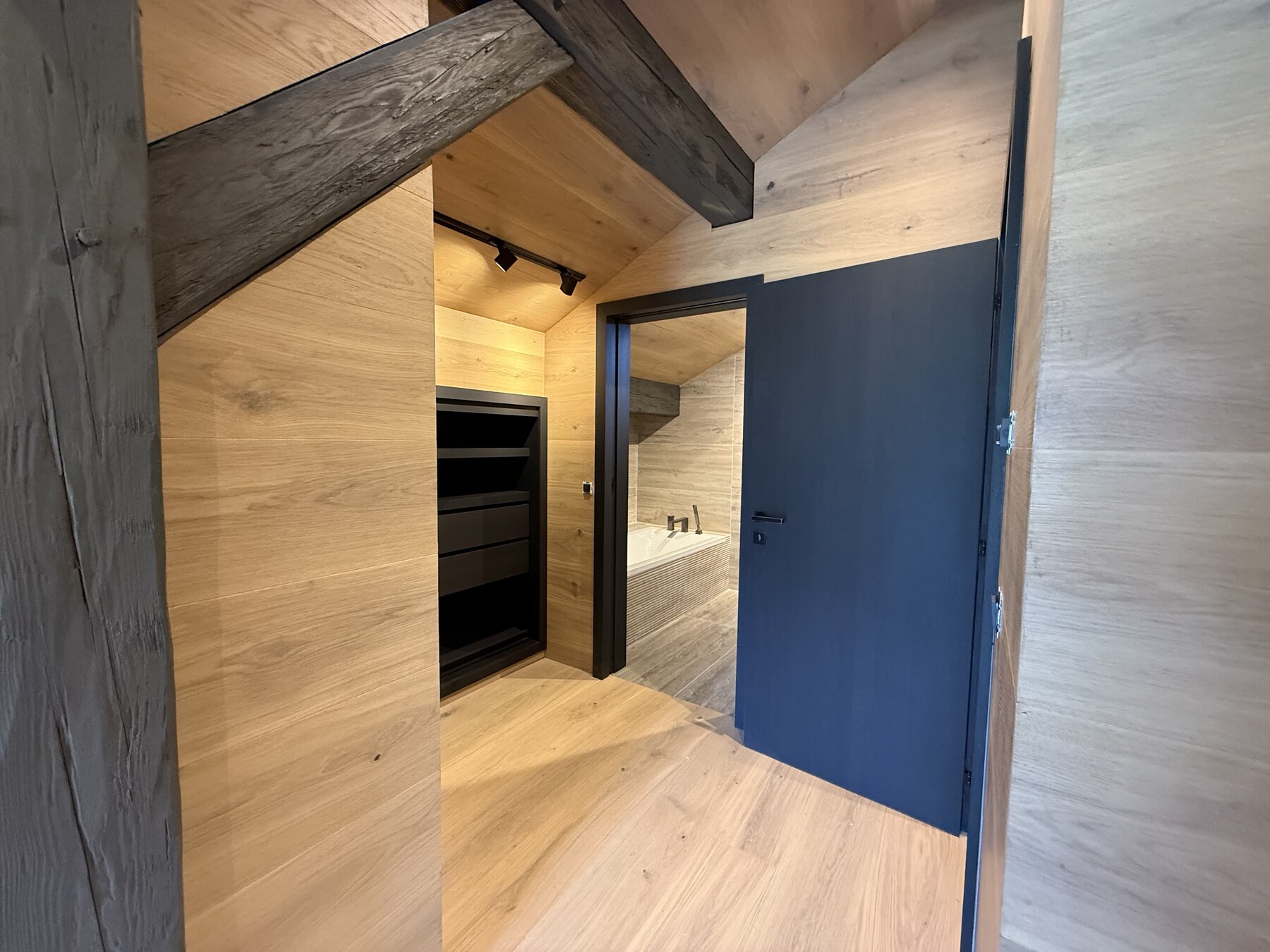 Référence chantier CBS RHONE ALPES : travaux de rénovation intérieure